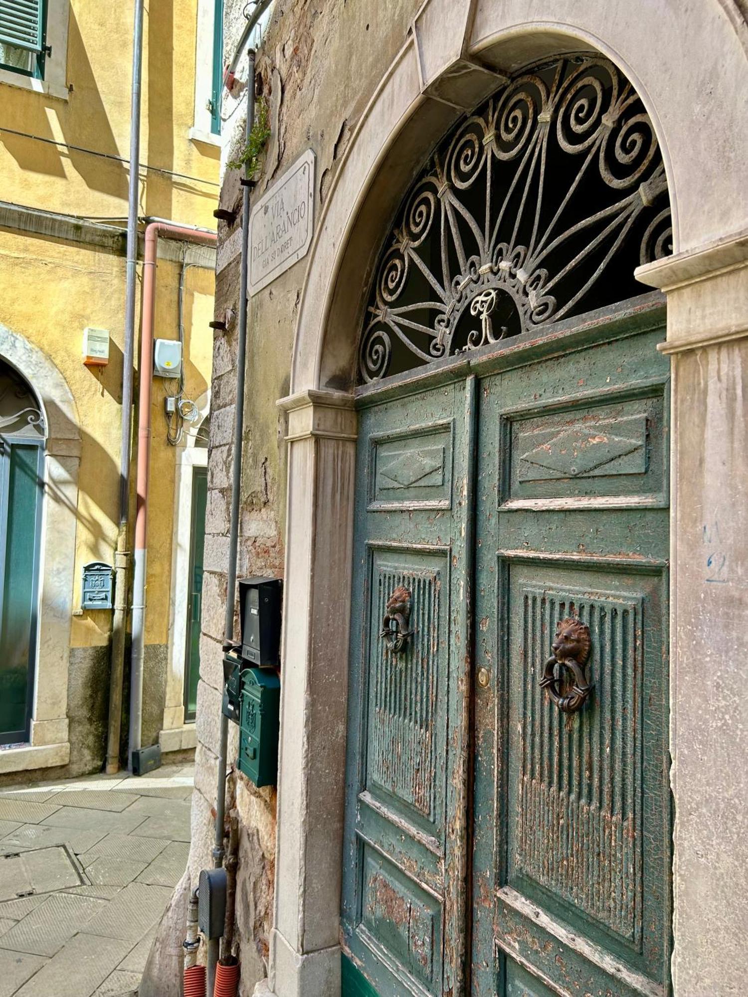 La Porta Sui Monti Di Luna Carrara Eksteriør billede